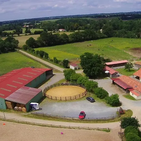 Holiday home Privee Chez Vos Hotes